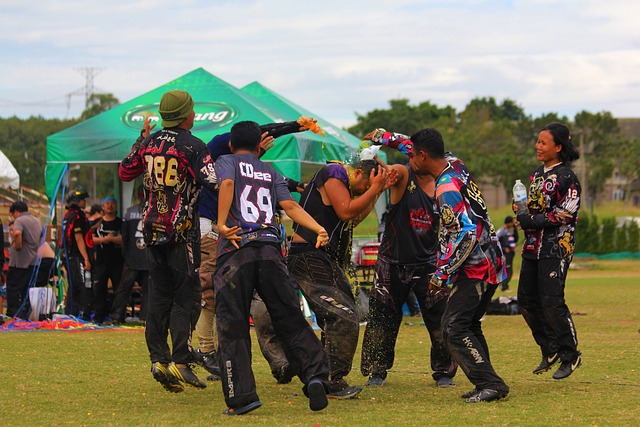 有力的头球 有力的头球